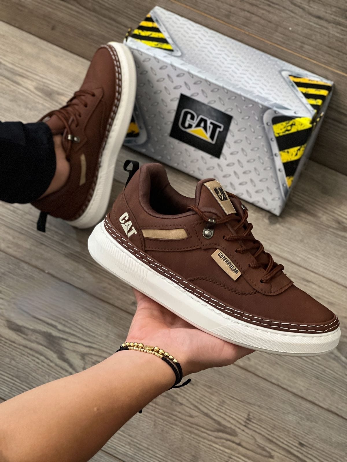 Tenis CT Triple Líneas Caballero